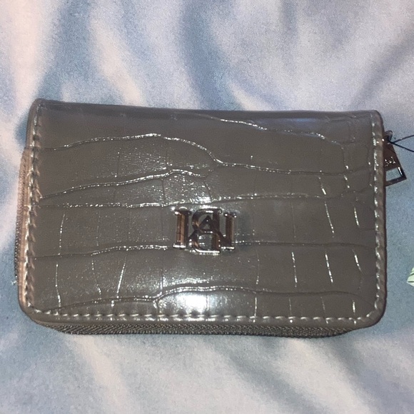 Badgley Mischka Gray Croc Coin Purse - Picture 2 of 8